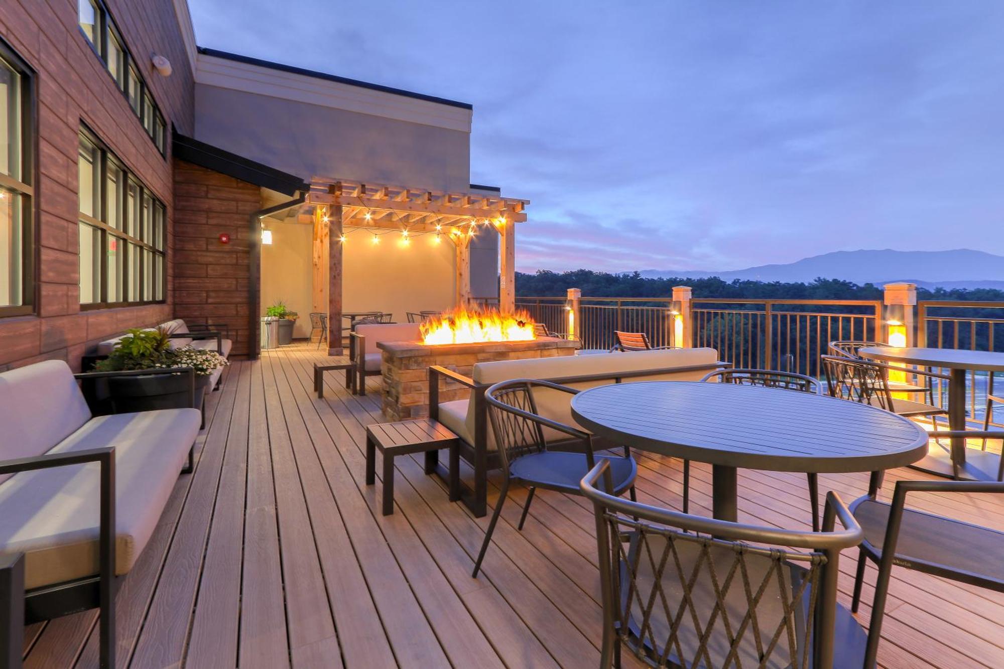 Staybridge Suites Pigeon Forge - Smoky Mtns By Ihg Екстериор снимка